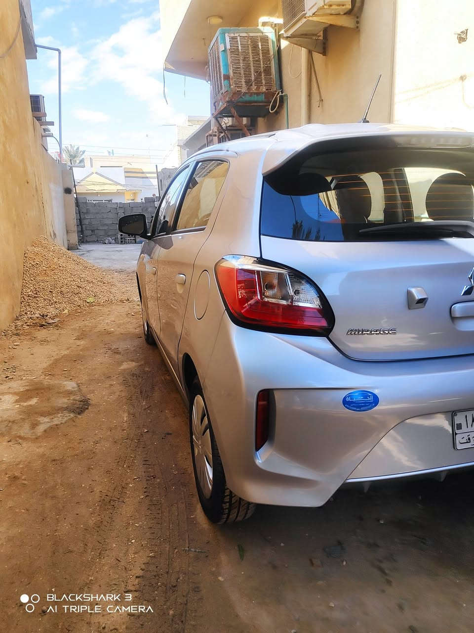 سلام عليكم
مسيوبوشي ميراج 2024 وارد امريكي حادث موضح في الصورة شوية من البنيد ماشية 22 الف ميل سيارة دخول جديد بدون ارقام تترقم جميع المحافظات مواصفات 
شاشة كامرة رادار  كروز سرعة مانع انزلاق حاكية بلوتوث سيارة جديدة جدا سعر95 وبيه مجال بسيط مكان كربلاء ***********
