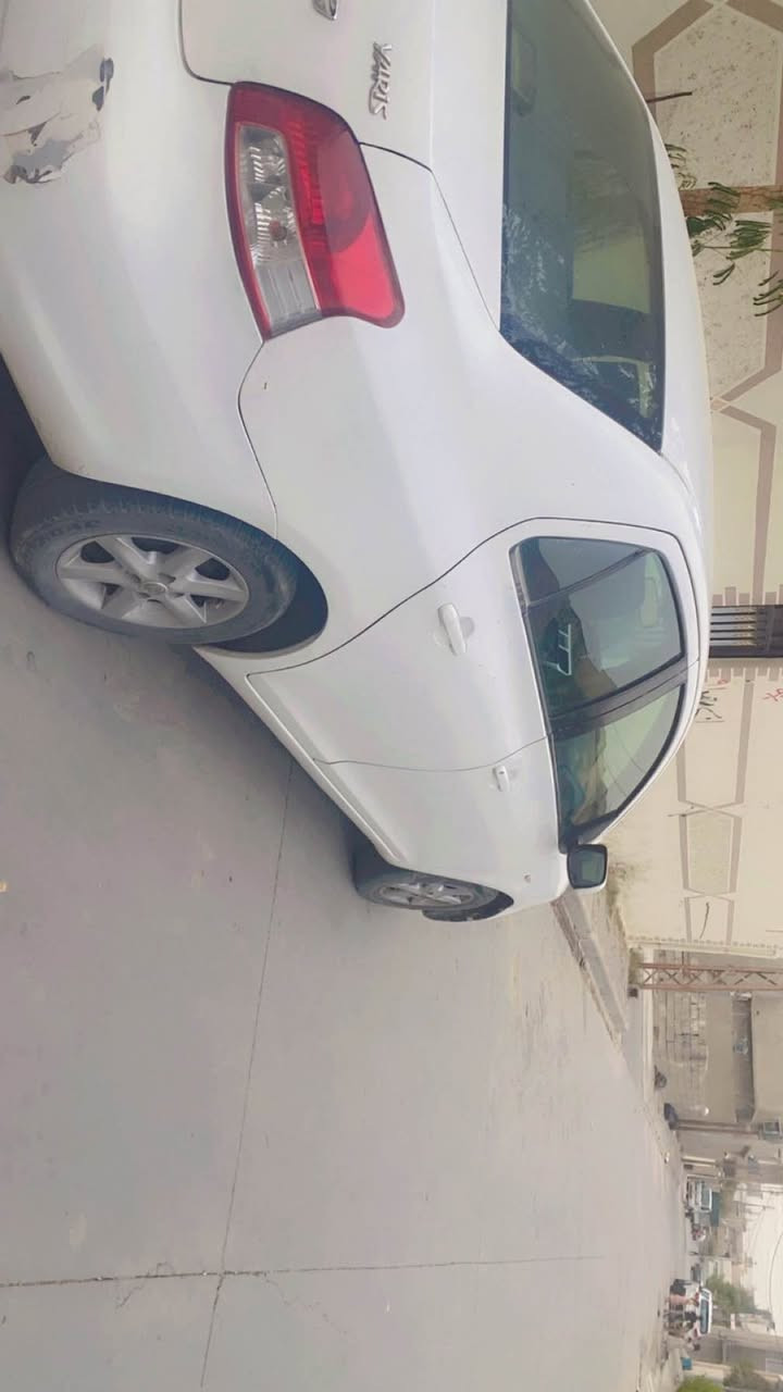 يارس 2007 سنوية 2029 بدون ضربة بطاقة بانزين هم بيها تايرات جديد رقم بغداد 
*********** كركوك, العراق
