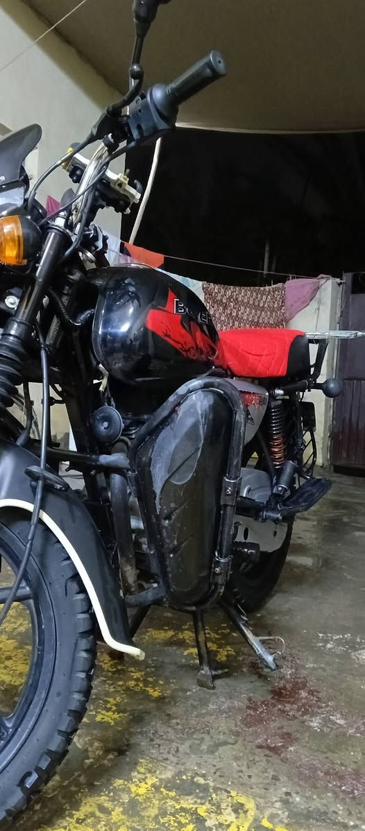 السلام عليكم بوكسر جبلي موديل (23) للبيع كامله امكمله المكان جسر الدوار مال تاجيات السعر ( 2500 ) اوبيه  مجال بسيط الرقم (***********)
