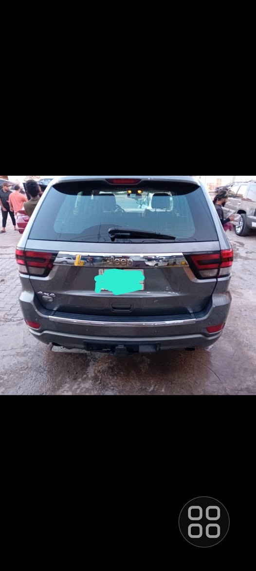 للبيع جيب شيروكي أوفرلاند موديل ١٣ وارد أمريكي رقم بغداد محرك هيمي السعر 120 ألاتصال ***********
