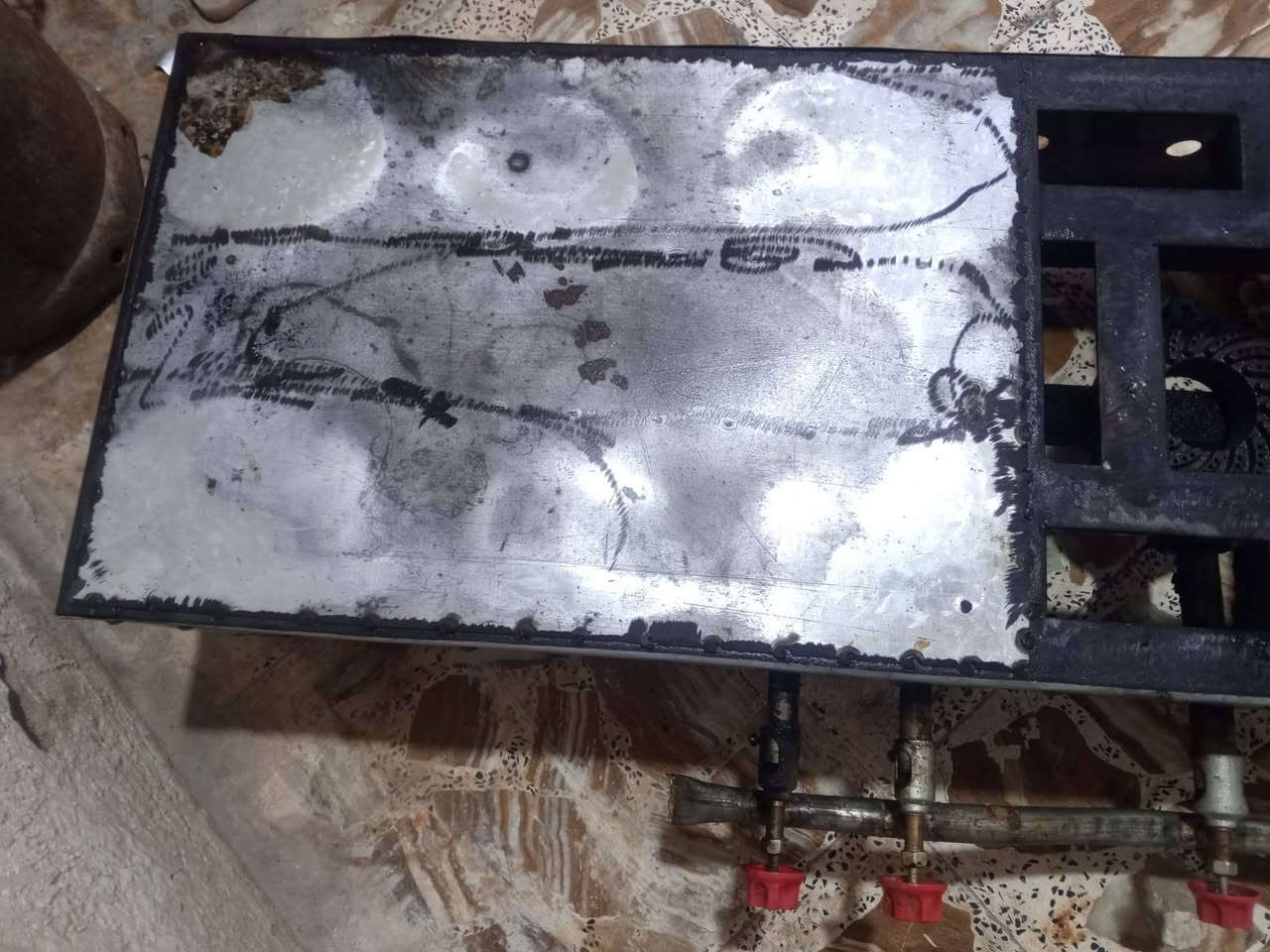 السلام عليكم طباخ للبيع بسعر مناسب الاتصال *********** عمارة, ميسان
