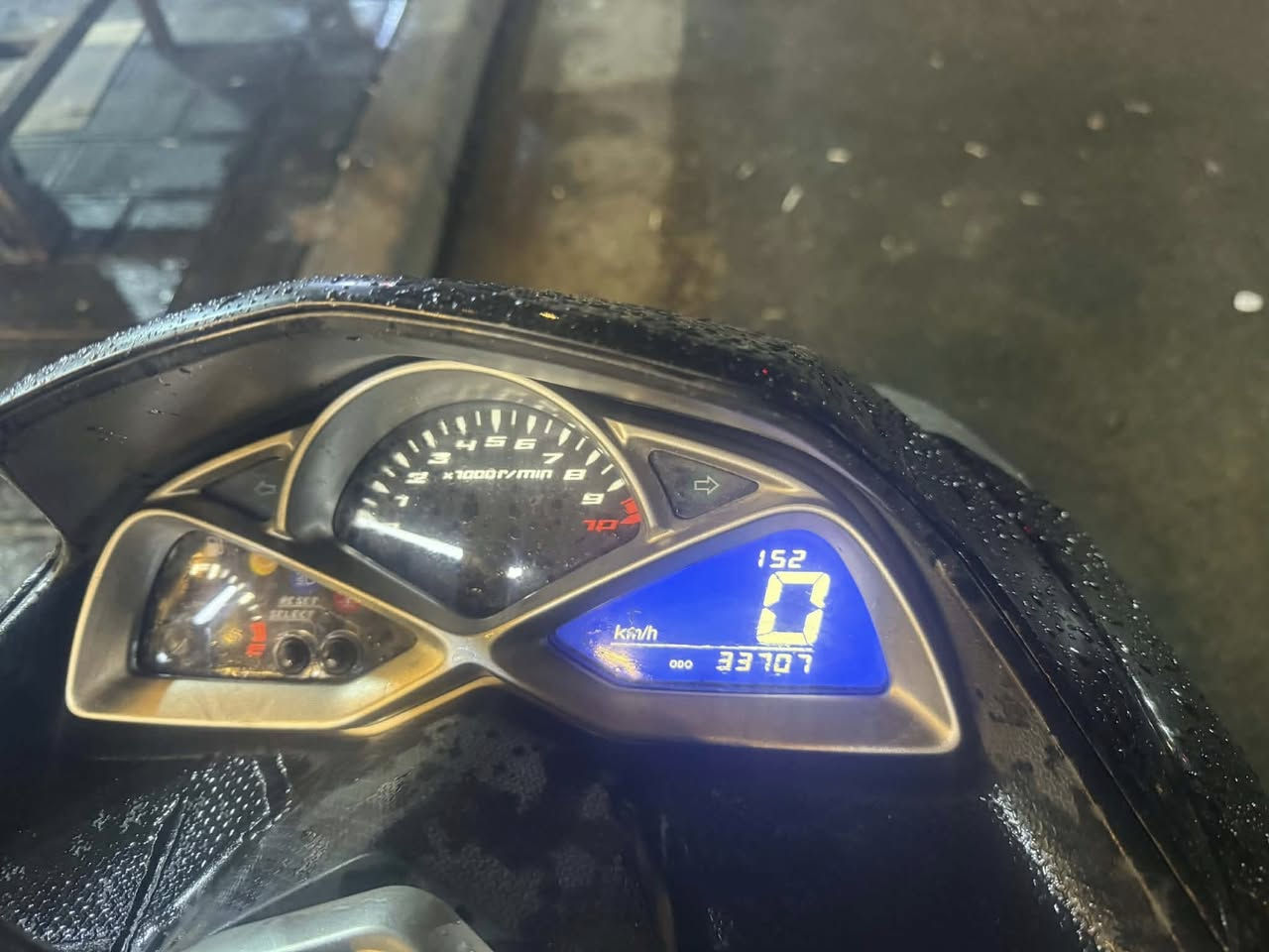 دراجة ماجسته إس للبيع مكينة بلادي كلشي بلادي مكاني بغداد الكاظمية السعر مليون 350 ***********
