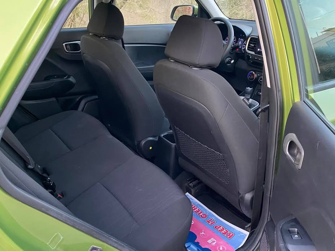 السلام عليكم ...
هونداي فينو ٢٠٢٢ وارد امريكي 
محرك دوش  ٤ سلندر ١٦٠٠ دبل نوزل
رقم اربيل بأسم شركة ( وكالة او تحويل) 
اللون مميز اخضر تفاحي 
حادث بسيط مرفق بالصور المرفقة بالمنشور

* رادارات امامي وخلفي
* كامرة خلفية 
* تحديد مسار
* مثبت سرعة 
* تحكم ستيرن جهتين
* شاشة ايباد تدعم Carplay
* ايرباك مصلح درجة اولى 

** ( السعر ١٢٥ ورقة ) 

** مكان السيارة / الفلوجة 

للاتصال او التواصل ***********
