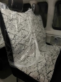 ‏سلام عليكم تلبيسة للبيع مال هايس 14 راكب ‏رقم الهاتف 07755966351￼