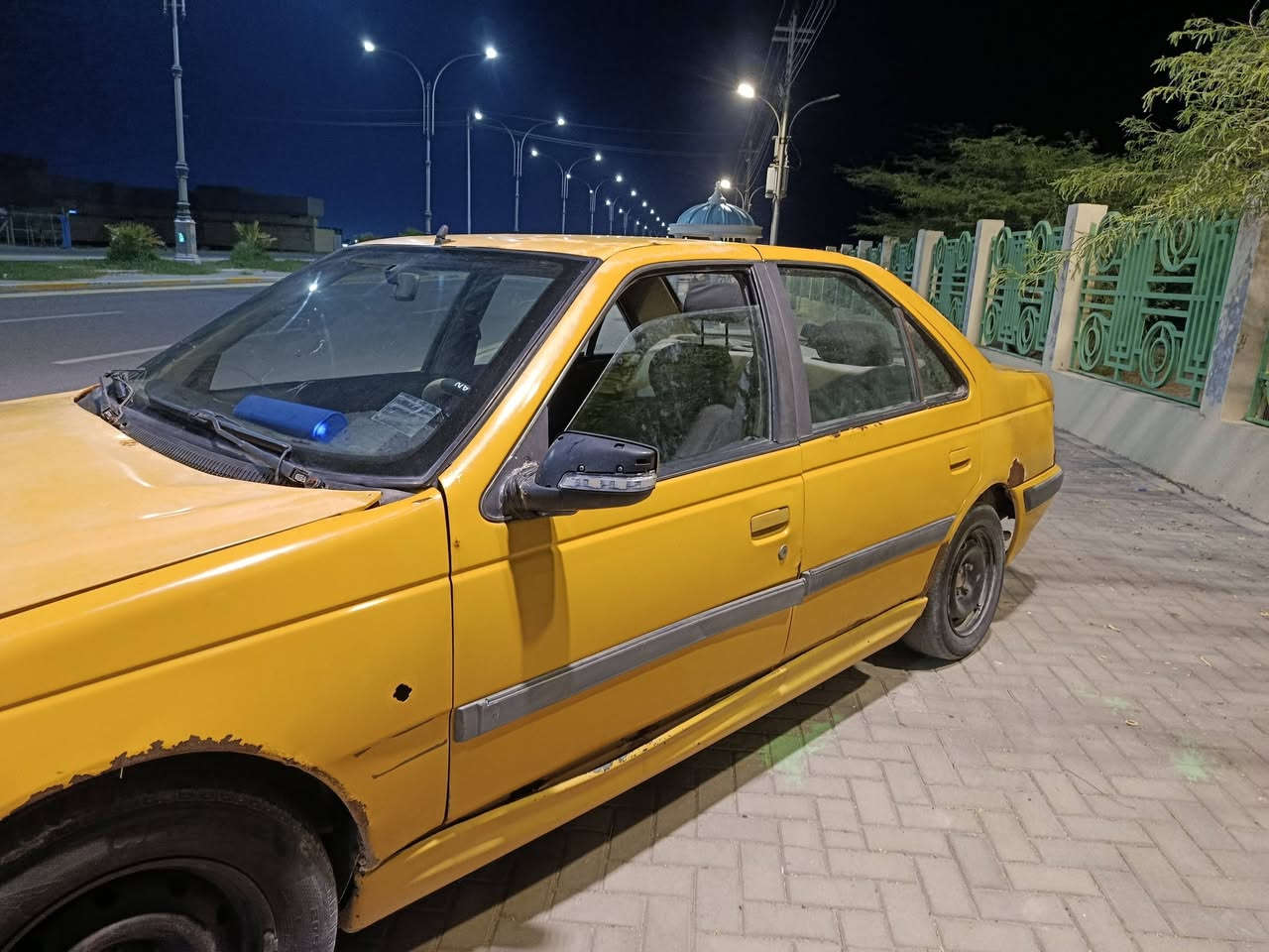 بيجو باص مديل 2015 سياره حلوه ما عده بس سنويه ضايعه اكو كتاب مرور وين يعجبك الطع سعر قفل 13 ورقه *********** خابرني واتاساب
