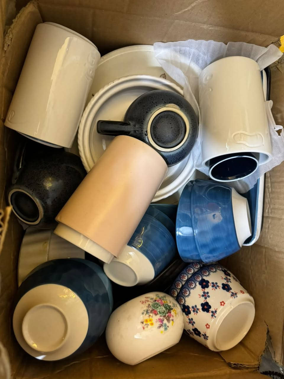 لسلام ؏ـليڪـُم عندي ڪراتين مشكل فرفوري وتحفيات مكاني بغداد الشعله حي الجوادين للاستفسار بي واتساب ***********
