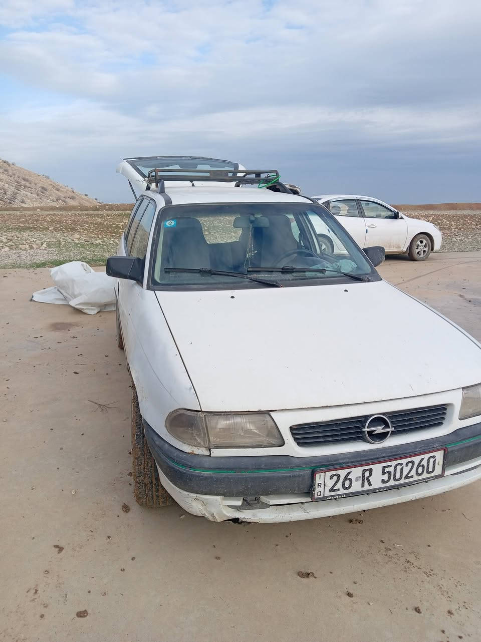 استره للبيع موديل ١٩٩٤سنويه ٢٠٣٠اني الشرعي حجم ١٨ موصل الايسر السعر ٥٠رقمي الاستفسار
***********//***********
