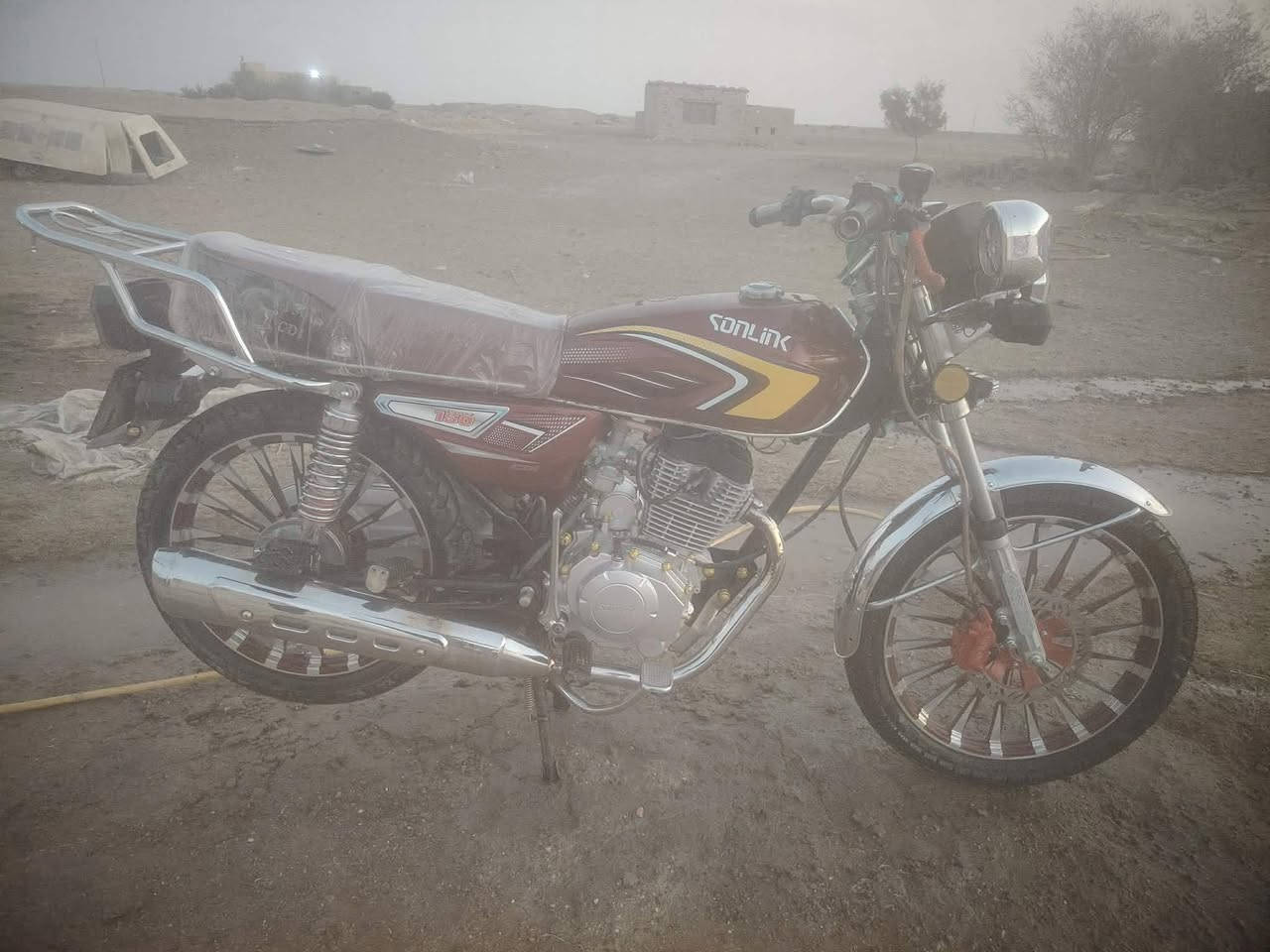 داجه للبيع سيفان 24طالعه ب25مكفوله كفاله عامه من كلشي شلعه تشك لكاع ب800وبيه مجال وذا كو مراوس بستوته كلك راوس بس حسب نضافه 
‏***********‏هاذه رقمي وخاص موجود
