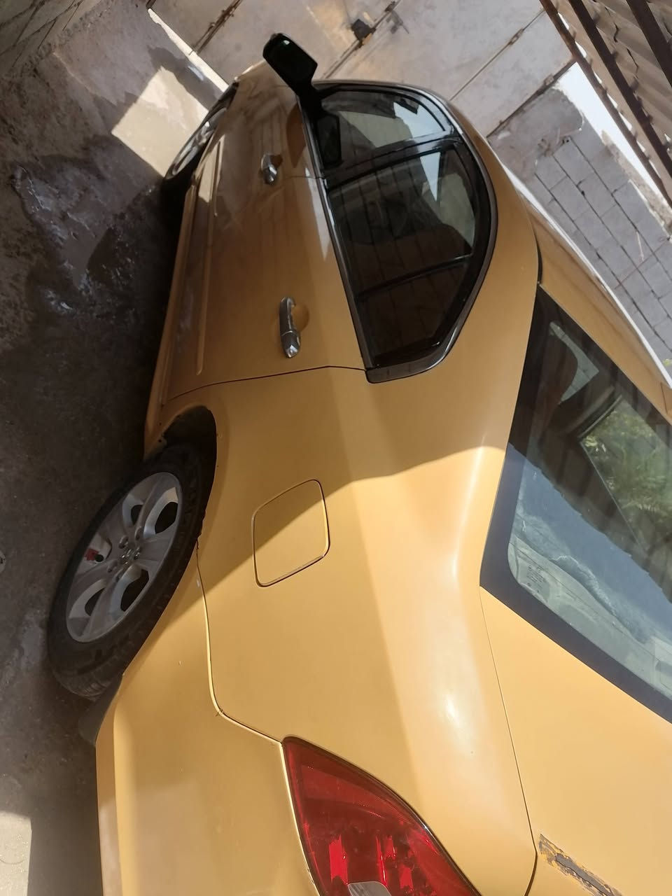 اوبتيمه موديل تسعه خليجي مكينه ٢٠٠٠ سياره جاهزه مكينه كير تبريد فقط الحداديه نص عمر سعرها ٨٥ بيها ظربه جاملغ خلفي بدون عابر بيع مستعجل شراي خاص موجود واتصل على الرقم *********** مكانها السماوه @إشارة
