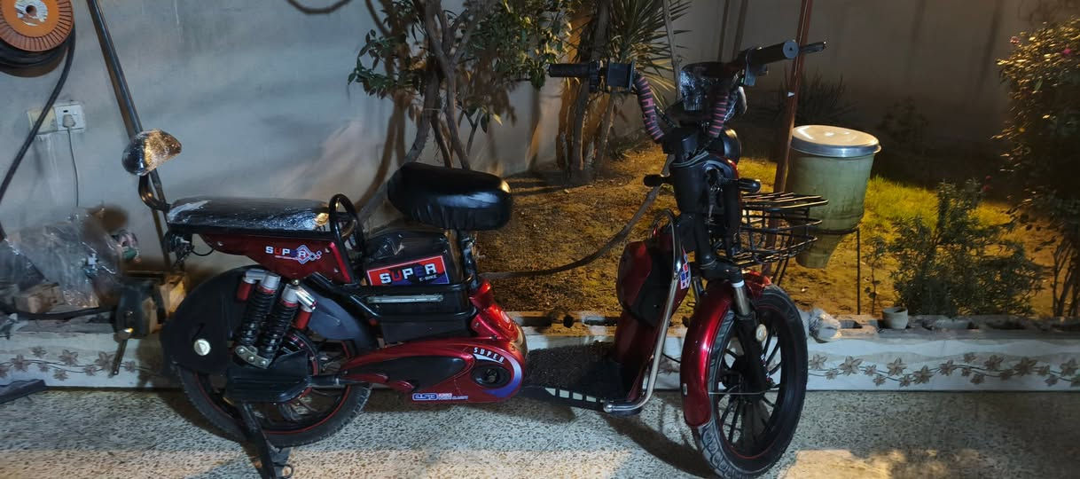 متاح بايسكل شحن
شغال كامل 
60V
ملف 1000
بطاريات وسط
165 الف
مكاني حدباء


**إذا كنت صاحب هذا الإعلان وتريد حذفه لأي سبب، رجاءا أرسل رسالة إلى الدعم الفني**