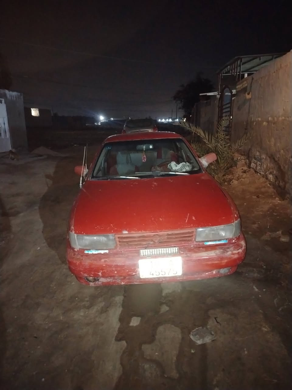 سلام عليكم سياره البيع نيسان سني موديل ٩٤  خياسات بيه قليل عنوان بابل حصوه سكندريه بحي العلام يم المدرسه الهيكل سعر ٢٥ بيه مجال حك جية   رقم ***********
