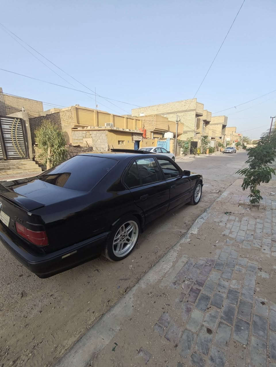 BWM 540v8
موديل 91
رقم كربلاء مشروع وطني 
تنتة سلايت 
كت كامل ام 
ويل M
سبايدر M
 دعاميات M
بنيد عريض وبجم عريض
السيارة عليها كزوز رياضي اكامل 🔥
غرفة كارتر جلد كشنات كهربائي 
برد بلادية 
سيارة عليها ادامة بلكات نوزلات وفيتبم 
كير تمساح اوتماتيك 🔥
سيارة نضيفة ومتعوب عليها 
مكفولة محرك وكير 
كهربائيات كلها شغالة
السيارة مصروف عليها هواي

رقمي / ‏‪***********‬‏
متواجد فيس بوك
