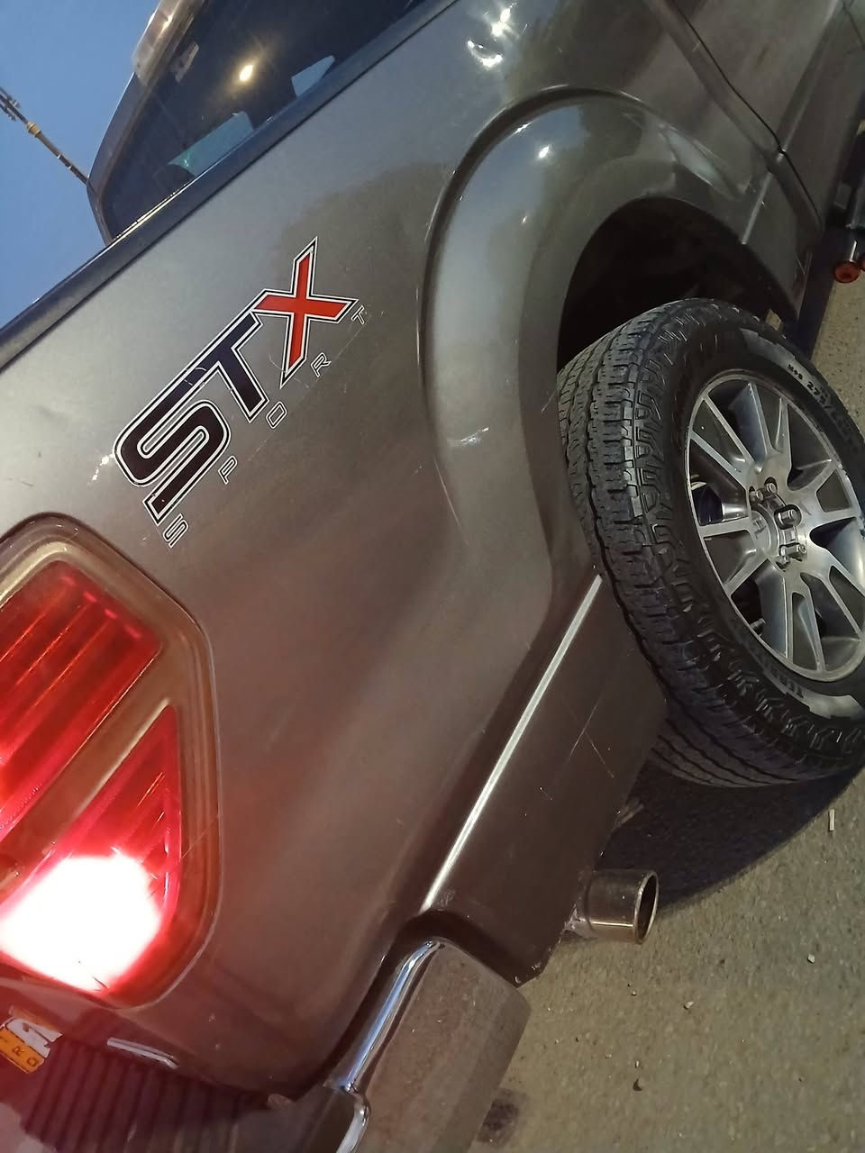 من بعد إذن الادمن المحترم
***********واتساب 
فورد f150 stx
بيكب دبل قماره باب طويل بدي قصير المرغوب 
محرك 8سلندر 5000 ممتاز كير 6نمر
جاهزه من كلشي تبريد تدفئه 
تلفزيون كامرا تحكم استيرن جهتين دسك أمامي خلفي ويل كب رياضي حجم ٢٠
لايت زنون 
موديل ٢٠١٤
رقم بغداد دولي سنويه جديده وهزه جديده شرط التحويل والفحص 
سياره عاليه وعائليه واقتصادية جدا بصرف الوقود ماشاء الله 
صور حادث مرفقه مع الصور والسونار بدون غش اعاذكم الله 
السعر ١٣٨بيع او مراوس حسب القناعه 
وشايف الف خير الياخذها وبالعافيه اتعهد بالغرامات والرسميات والتحويل مكاني بصره حي الغدير
