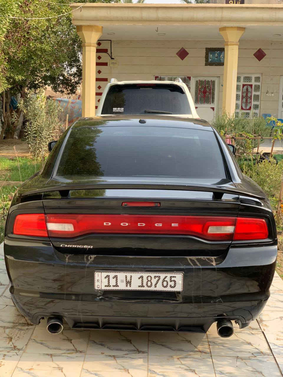 جارجر 2013 SXTبلاس فول الفول حادث جاملغ وبنيد بدون داخل وهنا بيها قطعه كلير  السياره جديده وجاهزه
.فتحه
.شاشه كبيره 
.تشغيل عن بعد 
.كير طياره
.مكينه 3600 
.كشنات حضن وكهرباء
.تدفئه تبريد كشنات
.شفتات ستيرن
.سستم صوت الباين 
.زنون عالي ناصي نهار 
.مري قلاب
.ويل 18بوليسي 
السياره جديده وجاهزه مابيها نقص برغي السعر 137وبيها مجال بسيط مكاني كربلاء ***********
