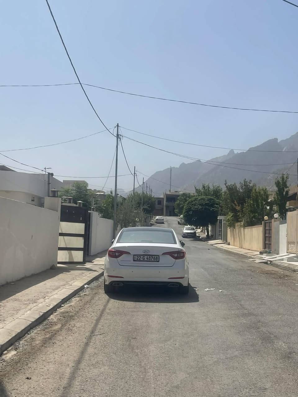 السلام عليكم

سوناتا موديل 2016 خليجي 

سقف بانوراما 

دبل كزوز 

فول تحكم ستيرن 

مري شفط 

تبريد قطعتين 

محرك 2400 دوش 

سياره جاهزه من كلشي

سياره غاز بانزين

*********** مكان نجف
