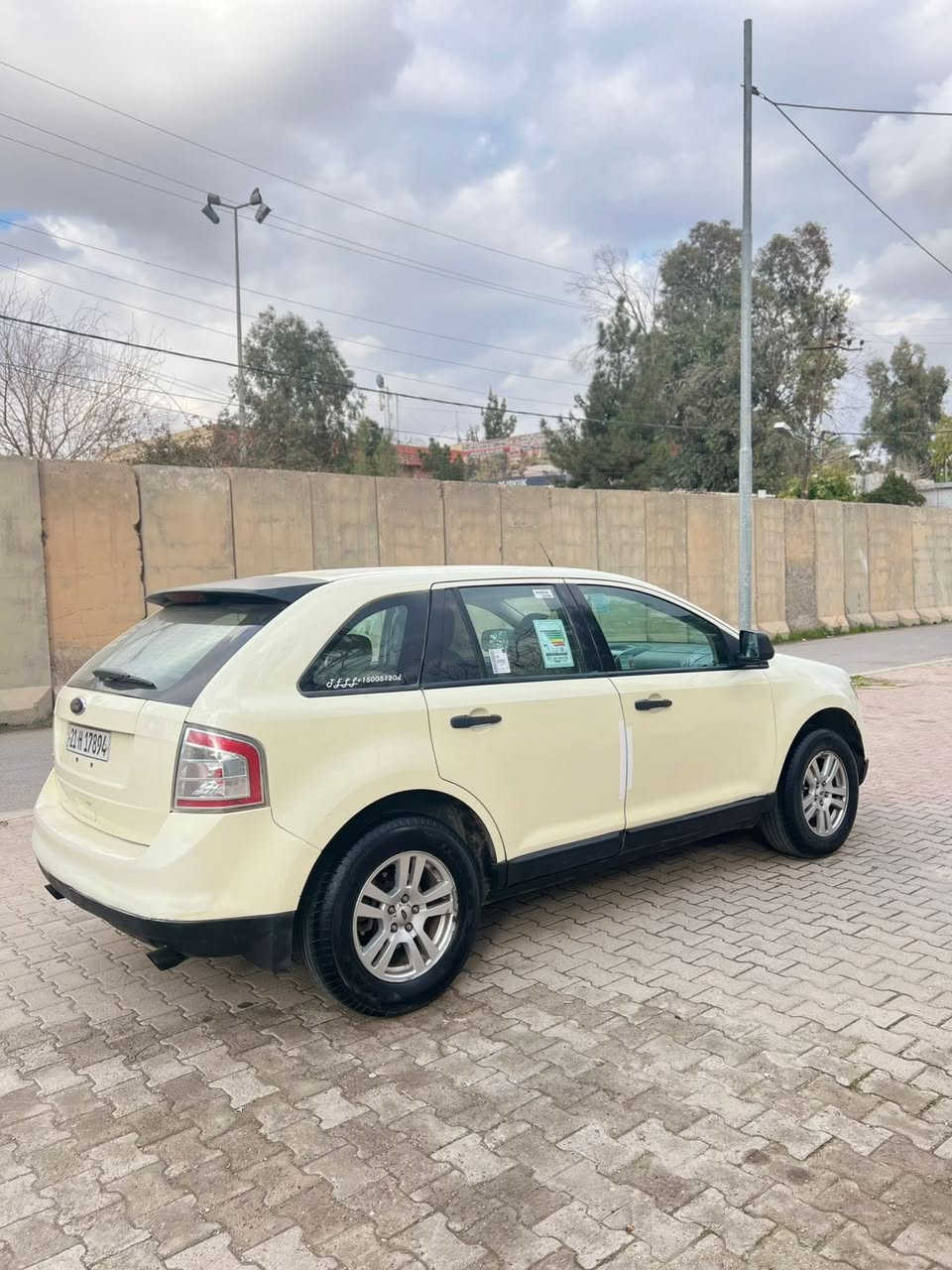 فورد ايدج2008 خليجي نيفا
بيها ٤قطع رش بدون ضربه شرط تحويل و وكاله سنويه رقم جديد سياره جديد مابي نقص ٧٣بي مجال بسيط
مكان سياره كركوك
***********
