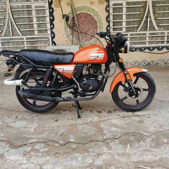 سلام عليكم دراجه البيع ديون موديل 22  كلك مكفولة كفالة عامه  كهربائيات كاملة  السعر 950وبيه مجال ***********
