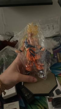 مجسمات • ٥ قطع • توصيل