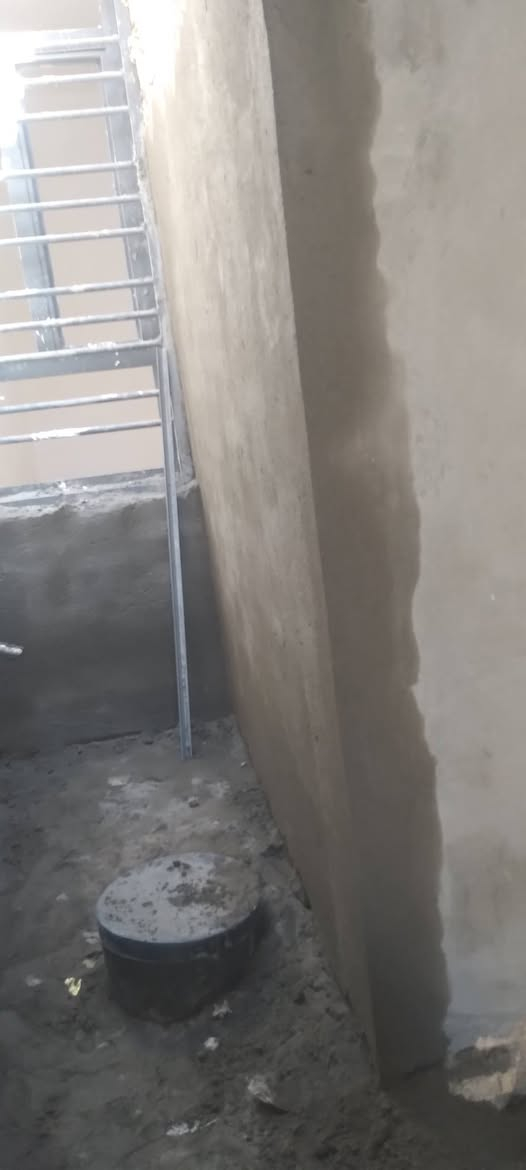 سلام عليكم ورحمة الله 
خلفه لبخ جص بورك نثر تشميع شغل درجه اولى 
ع المتر وكباله وبليوميه نشتغل 
***********تفضل تصل بخدمتكم
