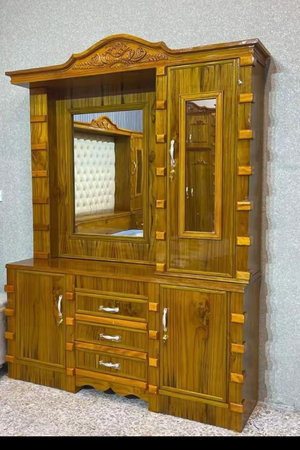 غرفه نوم مستخدمه للبيع مستعجل على بيعها بسعر مناسب التواصل على رقم الهاتف فقط***********
