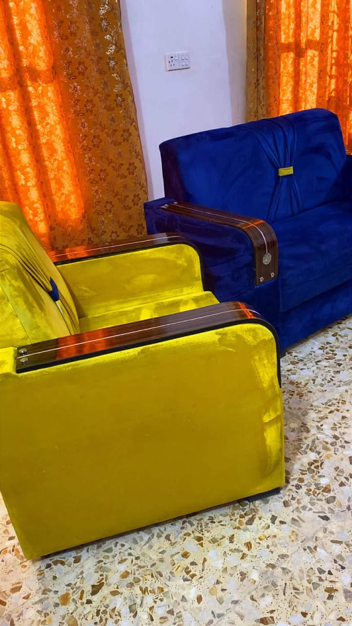 مكلفه بلنشر مرحبا تخم عشر مقاعد كدام عينكم صوره جدا نظيف فقط الي مأشر عليه سعره ٤٠٠ وبي مجال للاستفسار رقم خاص


**إذا كنت صاحب هذا الإعلان وتريد حذفه لأي سبب، رجاءا أرسل رسالة إلى الدعم الفني**