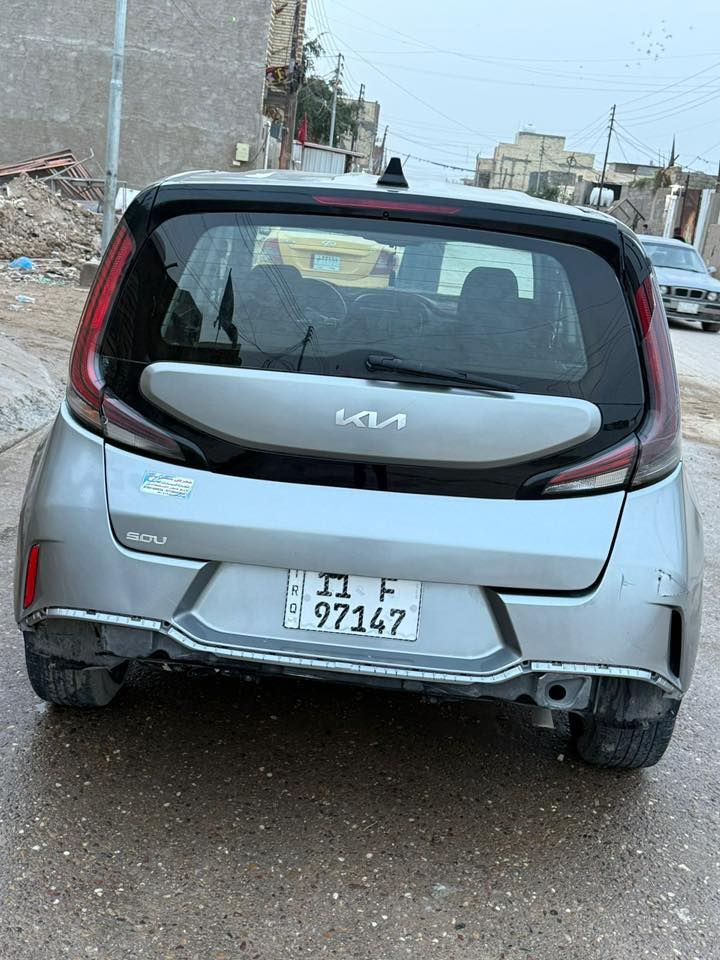 السلام عليكم
صول امريكي 
حادثها كلبه بدون كص كفاله
موديل 2023
ماشيه 27 
فول مواصفات عدا الفتحه
رقم بغداد بسمي
مكينه 2000 دوش
جاهزه للاخير 
مكاني حي اور 
السعر 108
موبايل 
***********
