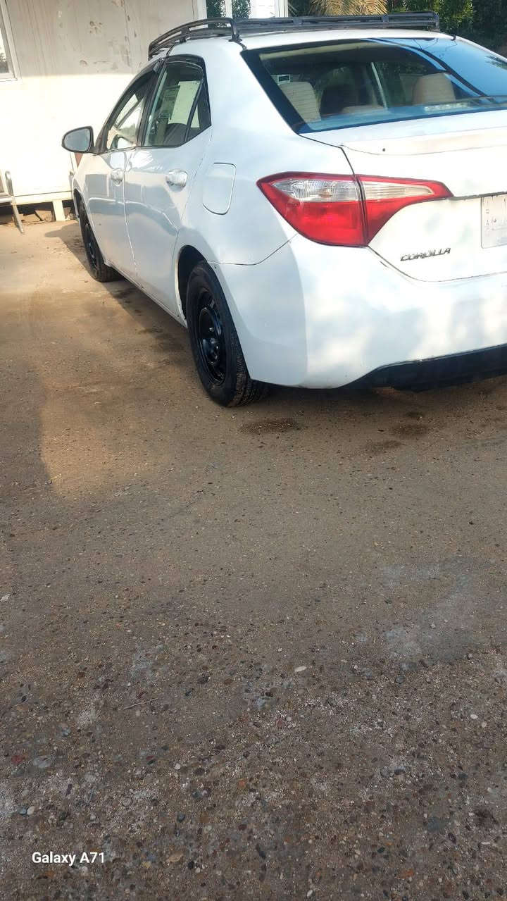 السلام عليكم
كورلا موديل ٢٠١٦ للبيع
السياره مصبوغه عام 
مكفولة كير ومحرك ومكفوله من الكص 
رقم واسط تحويل ثاني يوم 
السعر ٩٥ وبيها مجال 
مكاني بغداد حي الجهاد 
*********** اتصال او واتساب
