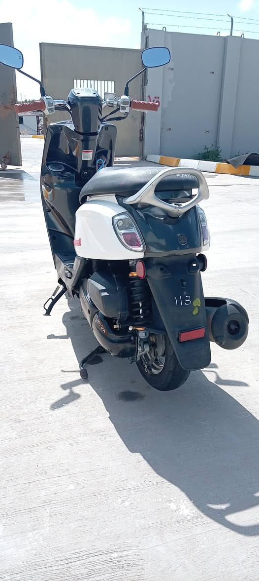 للبيع مسطرة حديث (((رمبة)))( تبريد كلجات) (دبل رياضي اصل) السعر ١٢٥٠ رقم للتواصل متوفر واتس اب *********** المكان طويريج، تعجبك اتصل ماارد ع التعليقات.
