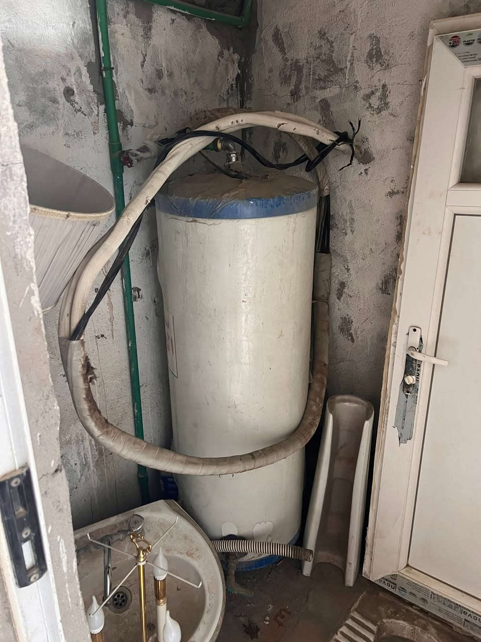 متاح باب مال صحيات بي بي سي اصلي موسوكي  نظيفه +تانكي ماء عدد 2 نظيف كلش + سخان نظيف كلش 120 لتر الحجم الكبير + مغسله  سعر خاص


**إذا كنت صاحب هذا الإعلان وتريد حذفه لأي سبب، رجاءا أرسل رسالة إلى الدعم الفني**