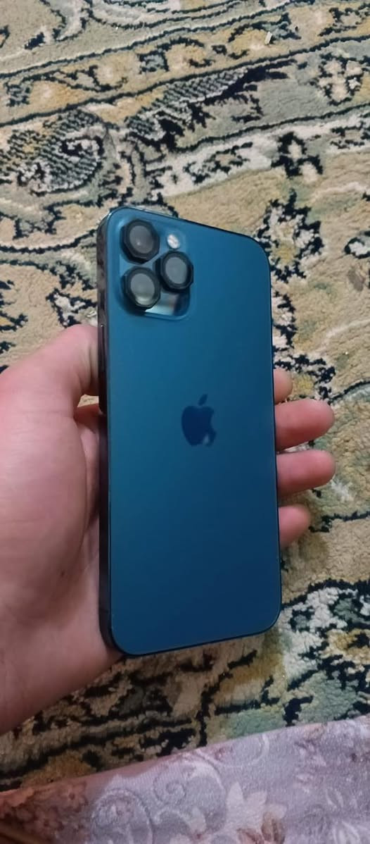 آيفون 12 برو ماكس  الذاكر 256 أريد مراوس13 أو 14 بطاريه 100 رقم الموبايل ***********المكان القائم
