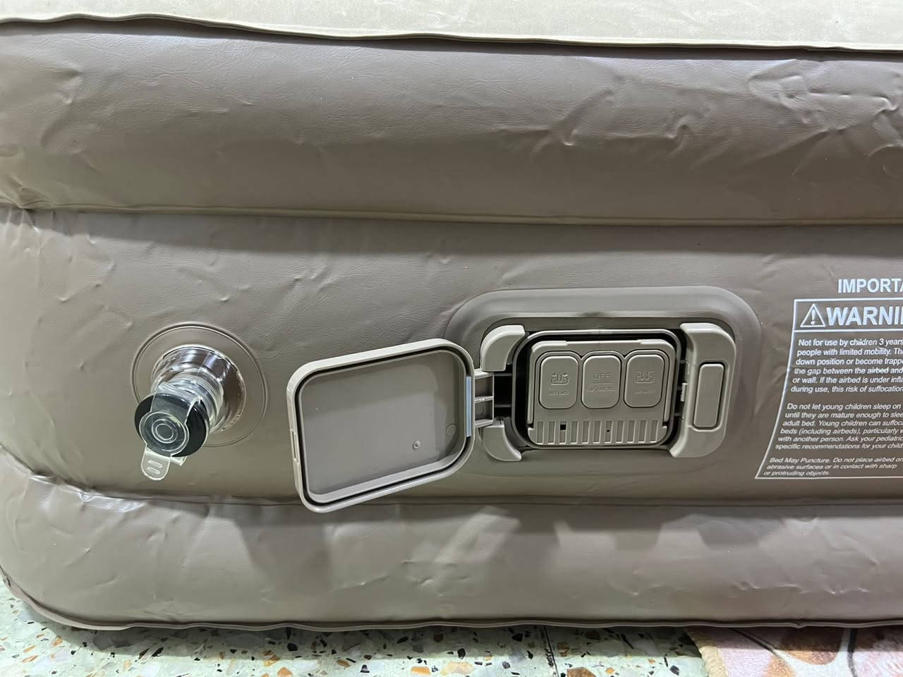 الطول 2 متر 
العرض متر 
الارتفاع 35 سانتيم

السعر 20 الف قفل


**إذا كنت صاحب هذا الإعلان وتريد حذفه لأي سبب، رجاءا أرسل رسالة إلى الدعم الفني**