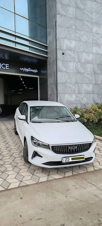 جيلي امگراند • ٢٠٢٥ • ٤١٠٠٠ كم