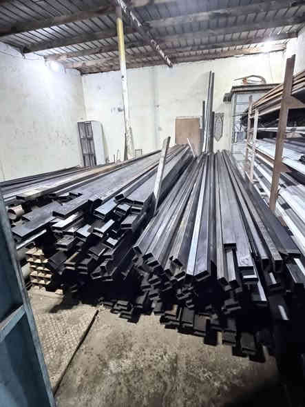 اللهم صلي على محمد وال محمد
متاح جينكو انواع القياسات
والحديد ب انواعه
شخاط مغلون وعادي ابو ٣
مليمين ومليم ونص ومليم وربع 
بوري مربع اربعه انج 
بوري مربع ٣ انج
بوري مربع انج ونص
بوري مربع انج
بوري دائري اربعه انج
بوري دائري ٣ انج
بوري دائري انجين
بوري نستله مليمن 
ب انسب الاسعار مكاني مدينه هوير شارع ال هاشم 
***********
