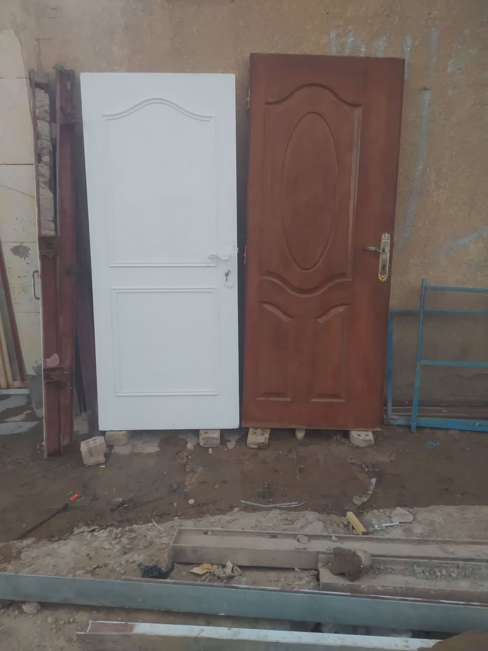سلام عليكم غراض للبيع مكاني النهروان شارع الشمري ***********
