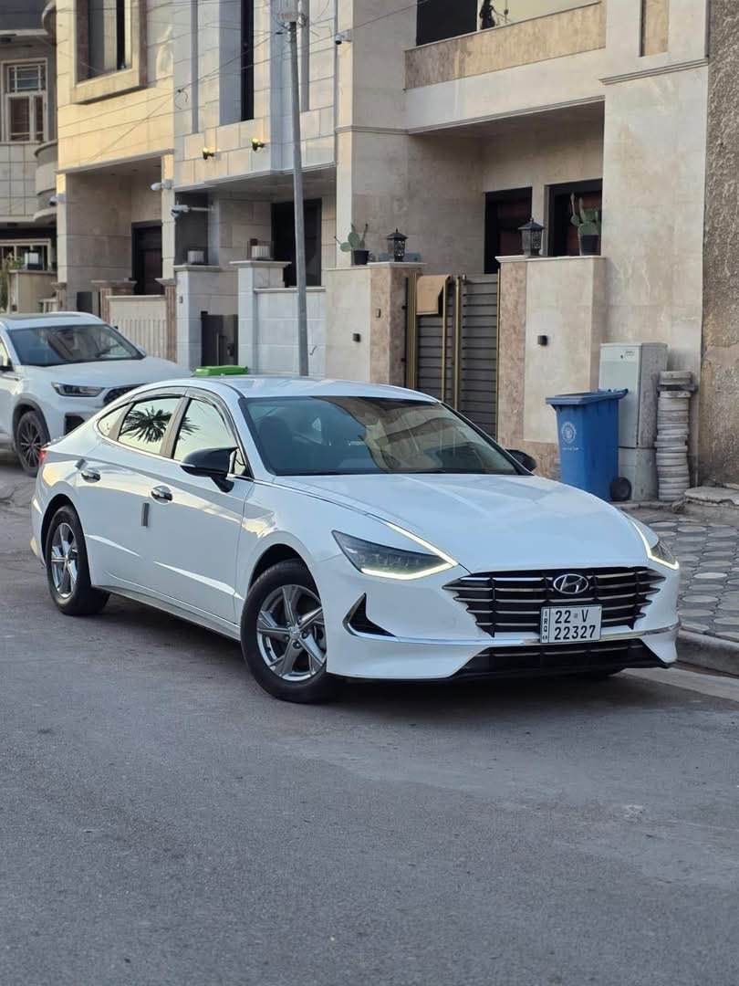 سلام عليكم

سوناتا  2023

رقم أربيل الجديد 

نص فول .. 

 ماشيه 33 

محرك 2500 

 لايت لد  زنون عالي ناصي 

رادار امامي

كير بيانو 

فول تحكم ستيرن  

قيادة ذاتيه 

بريك ذاتي 

جاهزه من جميع النواحي 

حادث السياره أربع قطع جانبي بدون دواخل .. 

المكان بغداد الغدير 

***********

السعر149$$$ بغداد, العراق
