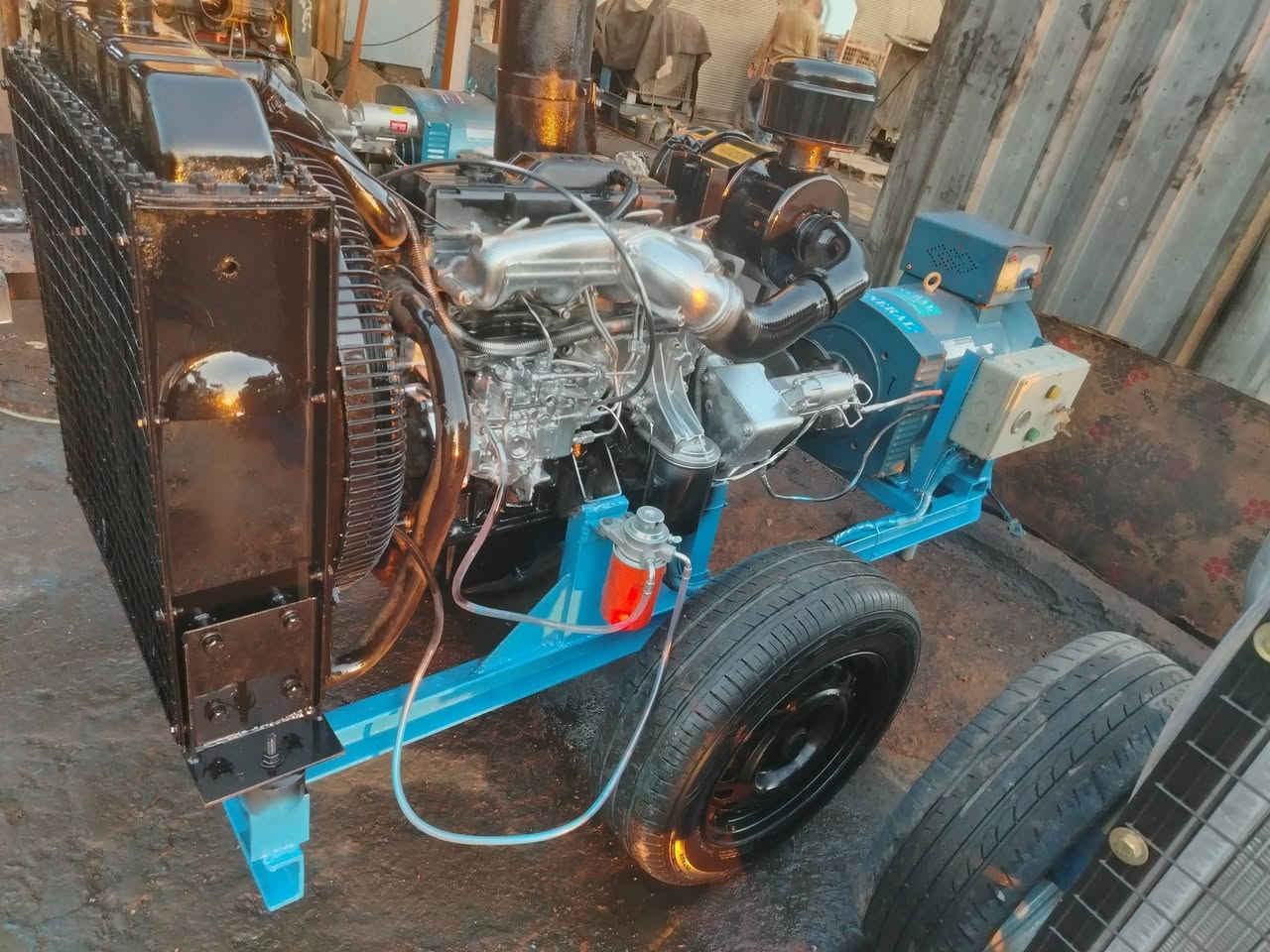 تحيه طيبه
مولد كيا نضيف جدا مكفول مع رأس توليد 30KVA
سعر 15وبيهه مجال مكان نجف ***********
