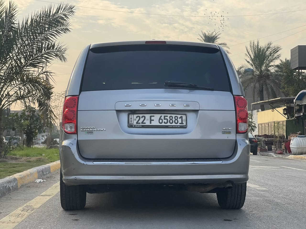 دوج كرفان موديل ٢٠١٩ فئة GT
السيارة بيبان جنطة كهرباء
تدفئة كشنات
فرس وسطية 
منظومة غاز ٨٠ لتر
كشنات جلد
كشنات كهرباء 
سيارة حلوه ماناقصهه شي بدون ايرباك مكانهه بغداد الحرية سعرهه ١٨٥ وبيهه مجال حك جيتك.
للاستفسار ***********
