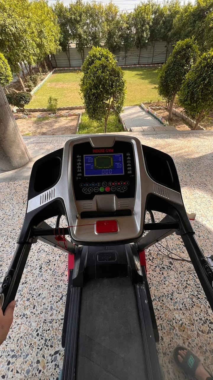 سلام عليكم
عندي هاذ جهاز جري للبيع 
شغال 
سرعه 160
يحمل الوزن 125 كيلو 
السعر ع خاص 
للاستفسار الاتصال على الرقم التالي 
***********
