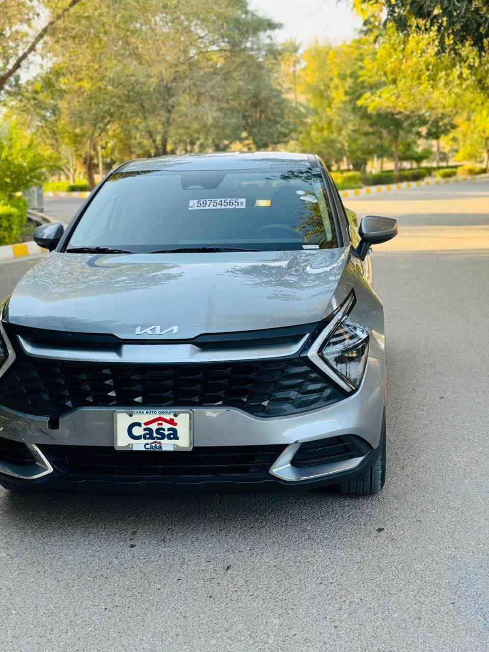 السلام وعليكم مكلف بلنشر
سبورتج 2025 دخول جديد 
تترقم جميع المحافظات عدا الاقليم 
مابيهه قطره صبغ فقط بارد بالجاملغ وبدل جنطه اصليه نفس الون 
مكان سياره بابل 
السعر 195 وبيهه مجال بسيط 
اللاتصال ***********
المواصفات نص فول 
سويج 
دشبول متصل 
مكينه 2500
رادار امامي 
اشاير بلمري 
كامره خلفيه دواره 
احساس امامي خلفي 
سايد بريك بصمه 
جنطه كهرباء 
تحديد مسار 
باقي المواصفات معروفه
