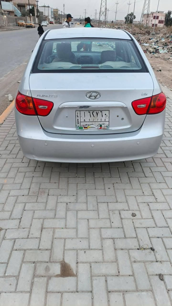 السلام عليكم 
سياره ادوات ادوات ادوات 
الانترا 2010 كصه بـ جنطه سياره كامله مكمله كلشي بيهه شغال متواجد في محافظه الديوانية السعر 45 قابل للتفاوض للاستفسار اكثر ***********
