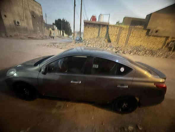 نيسان سنّي  للبيع  14وارد امريكي  مشروع وطني السعر 75$وبيها مجال  و بيها ضربه ب جاملغ الأيمن *********** الزبير
