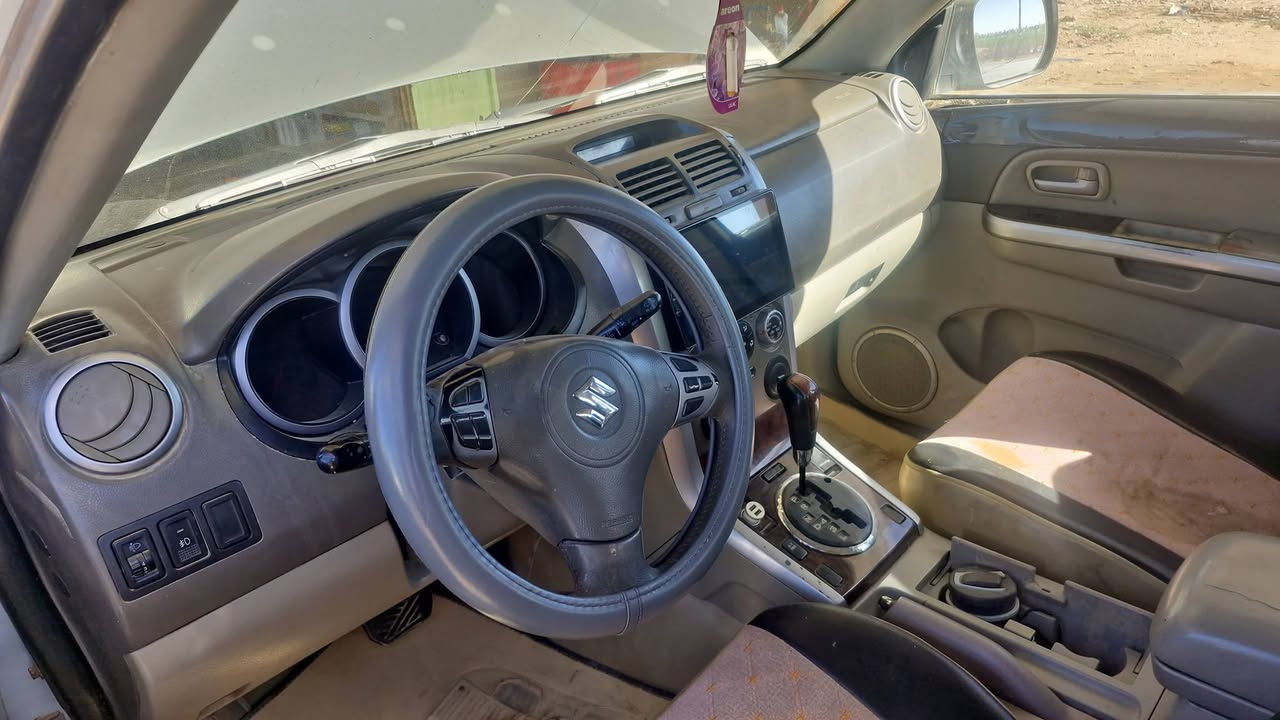 سازوكي فيتاره رقم بغداد تحويل مباشر صبغ حزام بدون حادث محور ونجي حديث السعر ٦٠ وبيه مجال العنوان نجف مشخاب للاتصال ***********
