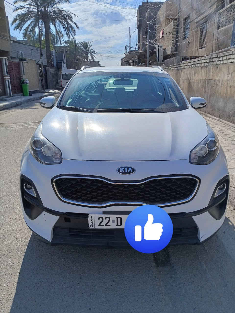 سلام عليكم للبيع سبورتج موديل{21} خليجي محرك اربعه سلندر يوجدسونار  ماشيه 129  محرك وكير وحداديه وكهربائيات تبريد كفاله شركه بأسمي تحويل مع هزه جديد 
سعر السياره 165 العنوان بغداد رقم هاتف ***********
