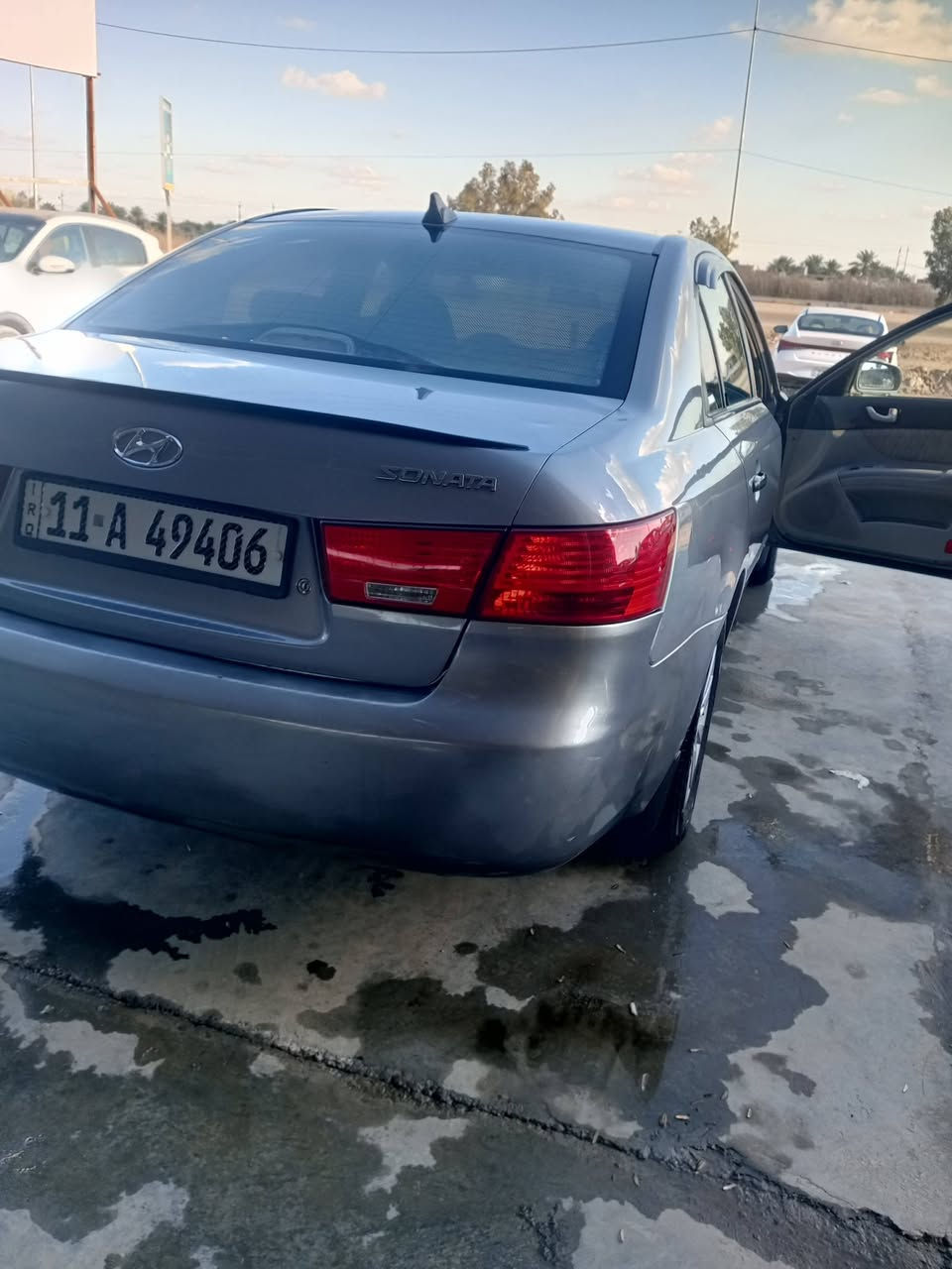 سوناتا موديل 7 وارد امريكا صبغ ثلاث قطع جاملغين والبنيد 
رقم بغداد الدولي أي استفسار اتصل ***********
