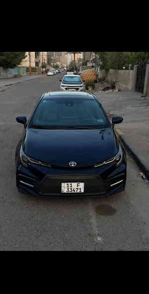 السلام عليكم 
كورلا 2020 امريكي اللون حبري 
محرك 2000 كير 10 نمر
فئة ال se يعني الفول مواصفات   
رادار امامي 
نقطه عمياء
بصمه
فتحه
سايد بريك بصمه
اوتو هولد
زنون عالي ناصي لدات 
حادثها موضح بالصور بنيد وجاملغ مبدلات وبيها الباب خلف السايق مرشوشه ماشيه 127 كم شواصي لغد كله مكفول 135
مكان بغداد 
***********
