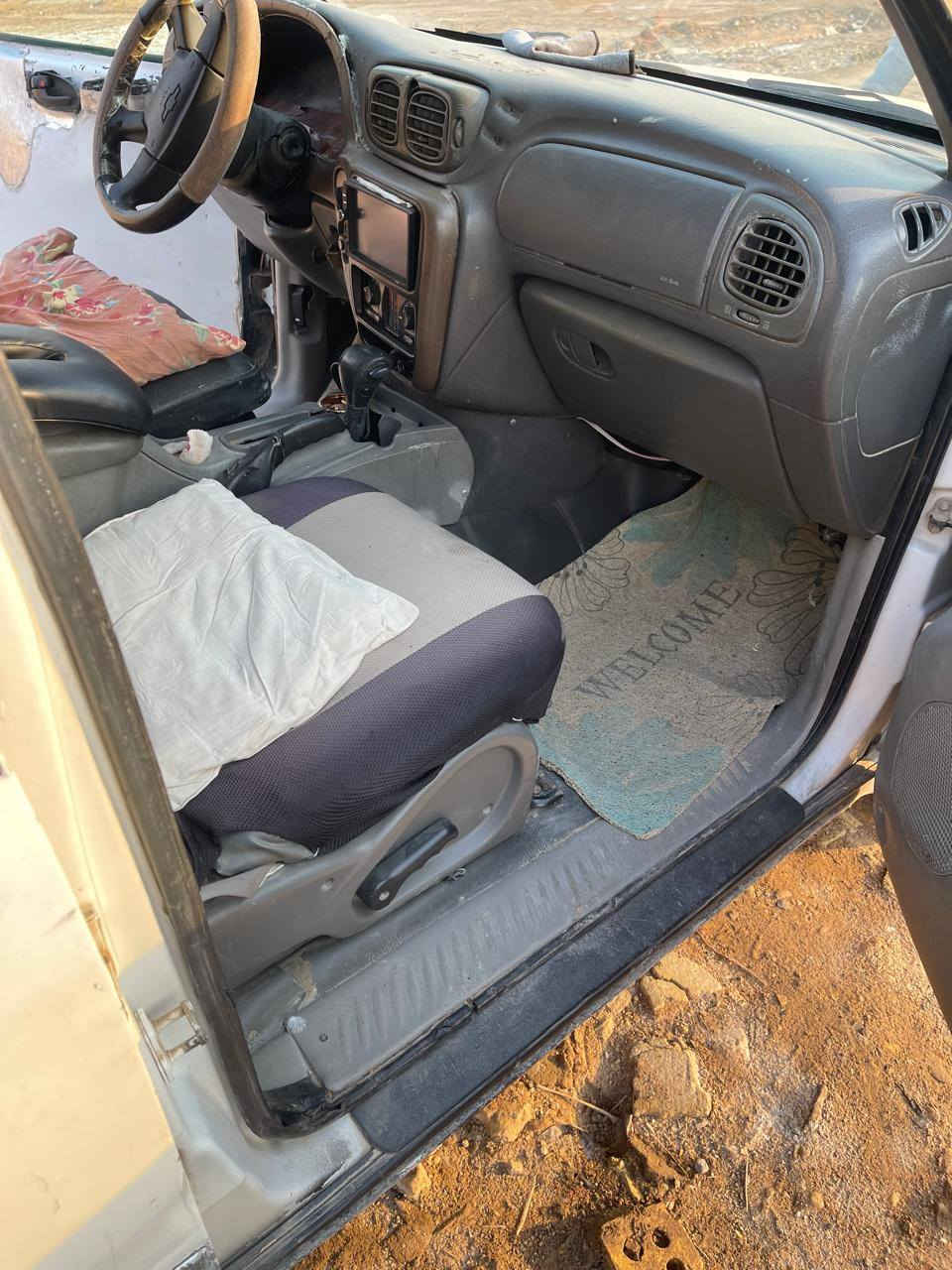 سلام عليكم سياره أدوات  مكينه بحاله جيده وخلل بالكير  نمره البك ماكو سعر 15 ورقه مكلف بالنشر. للاستفسار الاتصال  ***********
