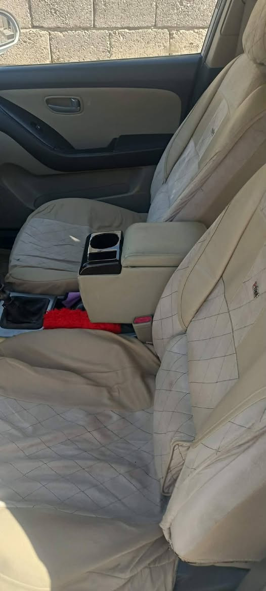 افانتي 2009 السياره مكفوله
بيها بارد براس الجاملغ شي قليل السياره كير عادي محرك 1600 السعر 90 وبيها مجال قليل ويرهم مراوس عل سني 
***********
