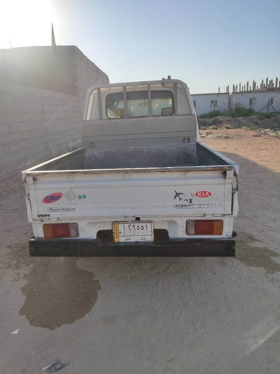 السلام عليكم
اعادة نشر بسبب الوعود الكاذبة 
بنكو 95 دبل قماره
كير ومكينه  مكفولات
حداديه نضيفه
السياره باسمي رقم الماني تحويل ثاني يوم
عنوان كربلاء طريق النجف عمود 1055
السعر 53وبيها مجال للطيبين 
اي استفسار اتصل ***********
