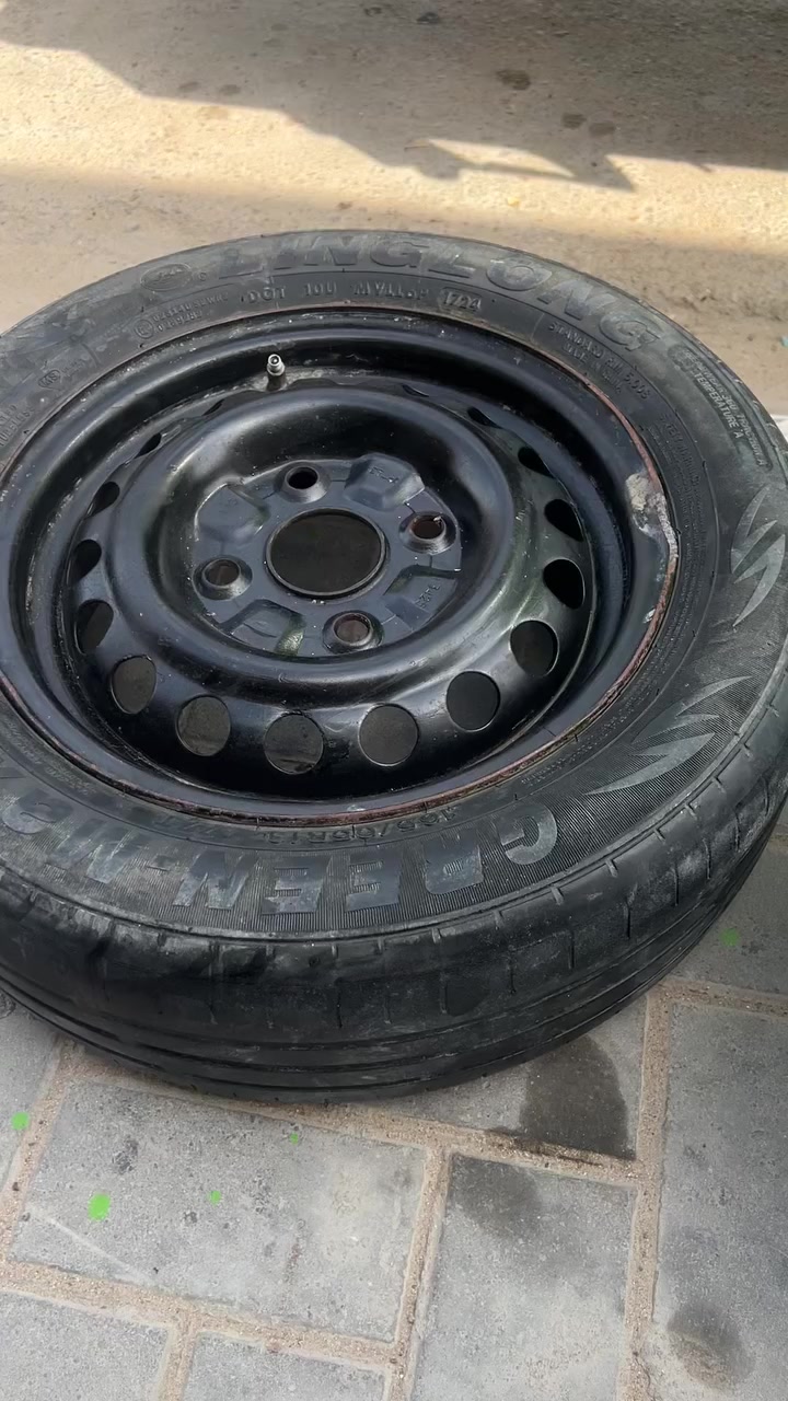 زوج جيب وشد سعرهن  ٢٥ مكاني زبير ***********
