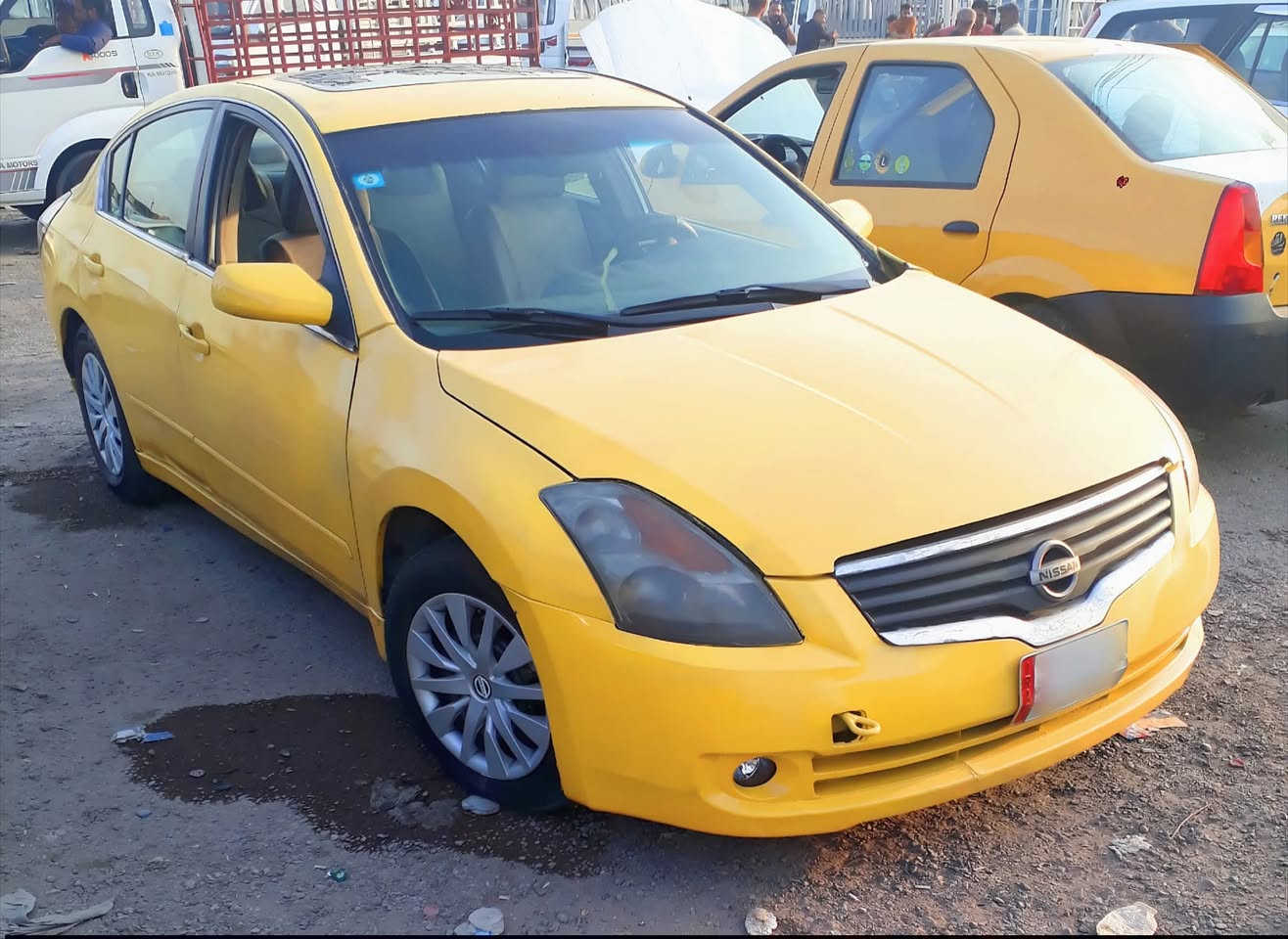 السلام عليكم، نيسان التيما 2008 وارد امريكي
بصمة تشغيل وابواب
 رقم واسط مشروع وطني بأسمي
 سنوية لل٢٠٢٩
 المكان بغداد 
تخم تاير باتري جديد كير ومكينة دواخل نضيفة
مصفرة هيئة وغرامات 
السعر المطلوب 60 وبيهة مجال حك الجية الشراي.
للاستفسار *********** متوفر واتساب
